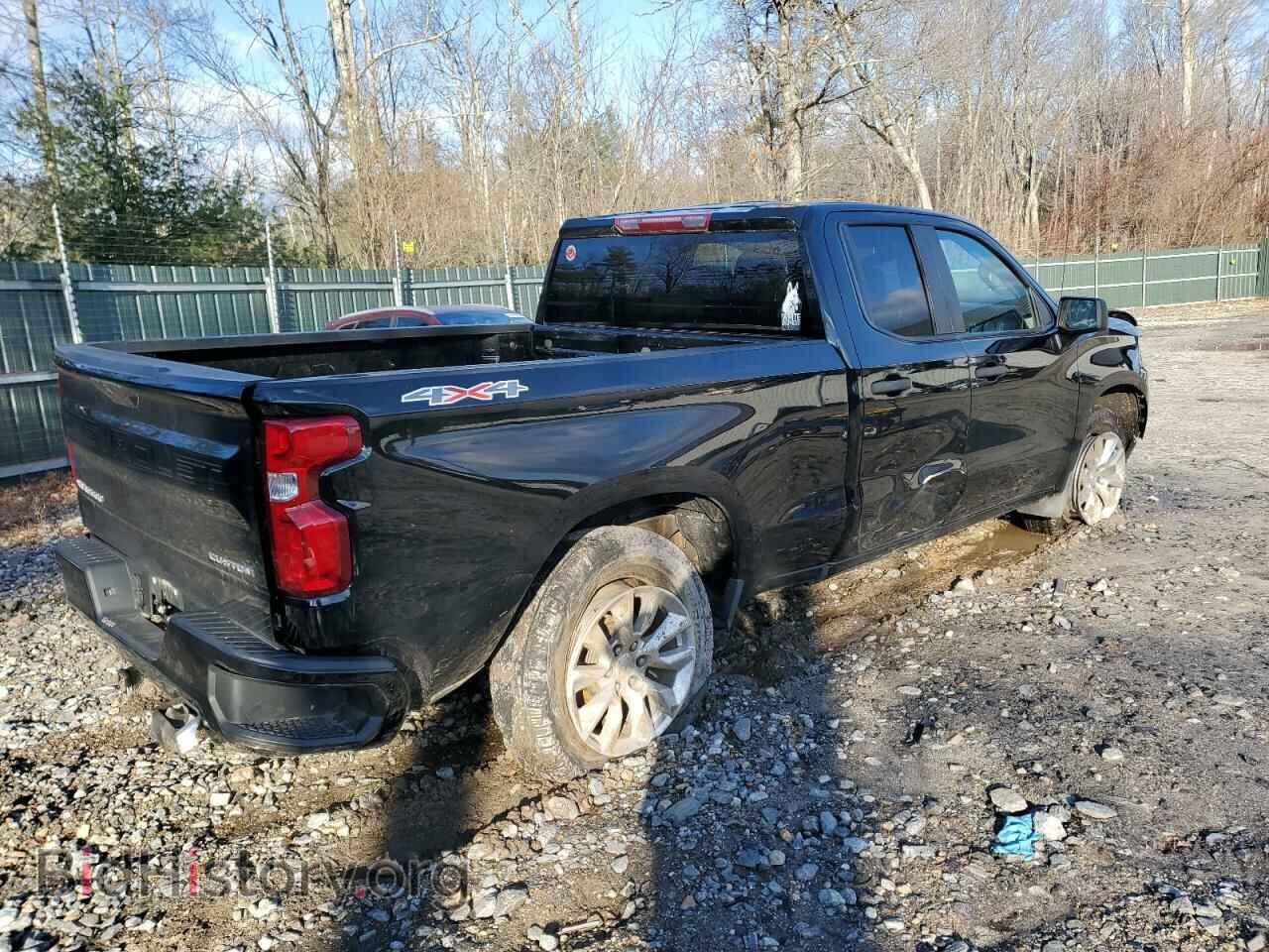 2019 CHEVROLET SILVERADO - VIN: 1GCRYBEF2KZ251321 - Фото 3
