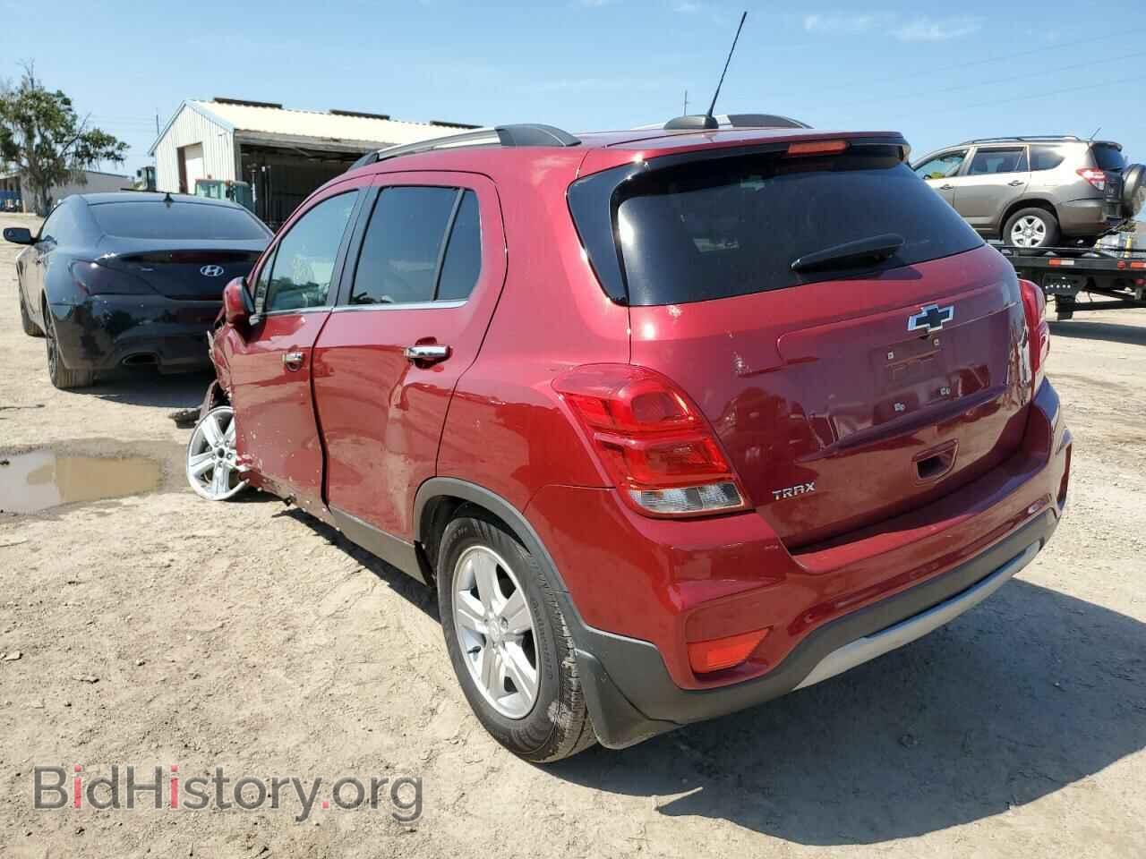 2019 CHEVROLET TRAX - VIN: 3GNCJLSB3KL251697 - Фото 2