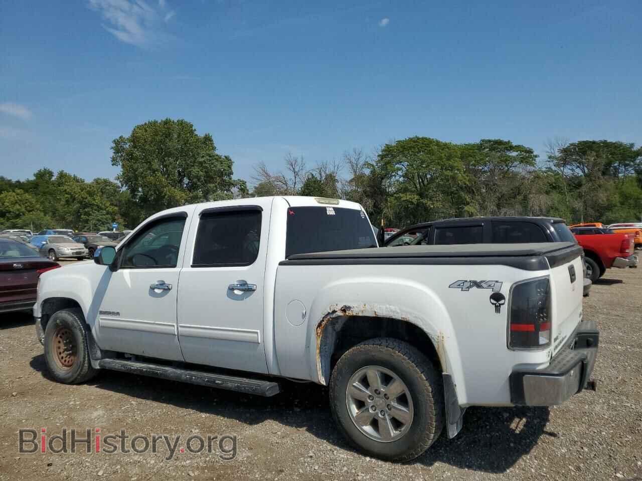 2011 GMC SIERRA - VIN: 3GTP2VE32BG227830 - Фото 2