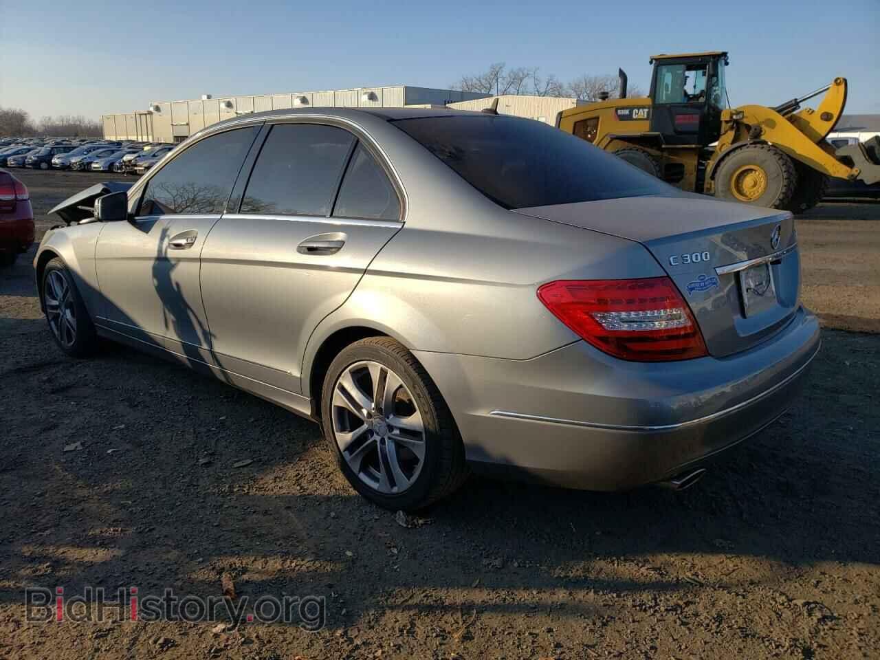 2012 MERCEDES-BENZ C-CLASS - VIN: WDDGF8BB9CF913082 - Фото 2