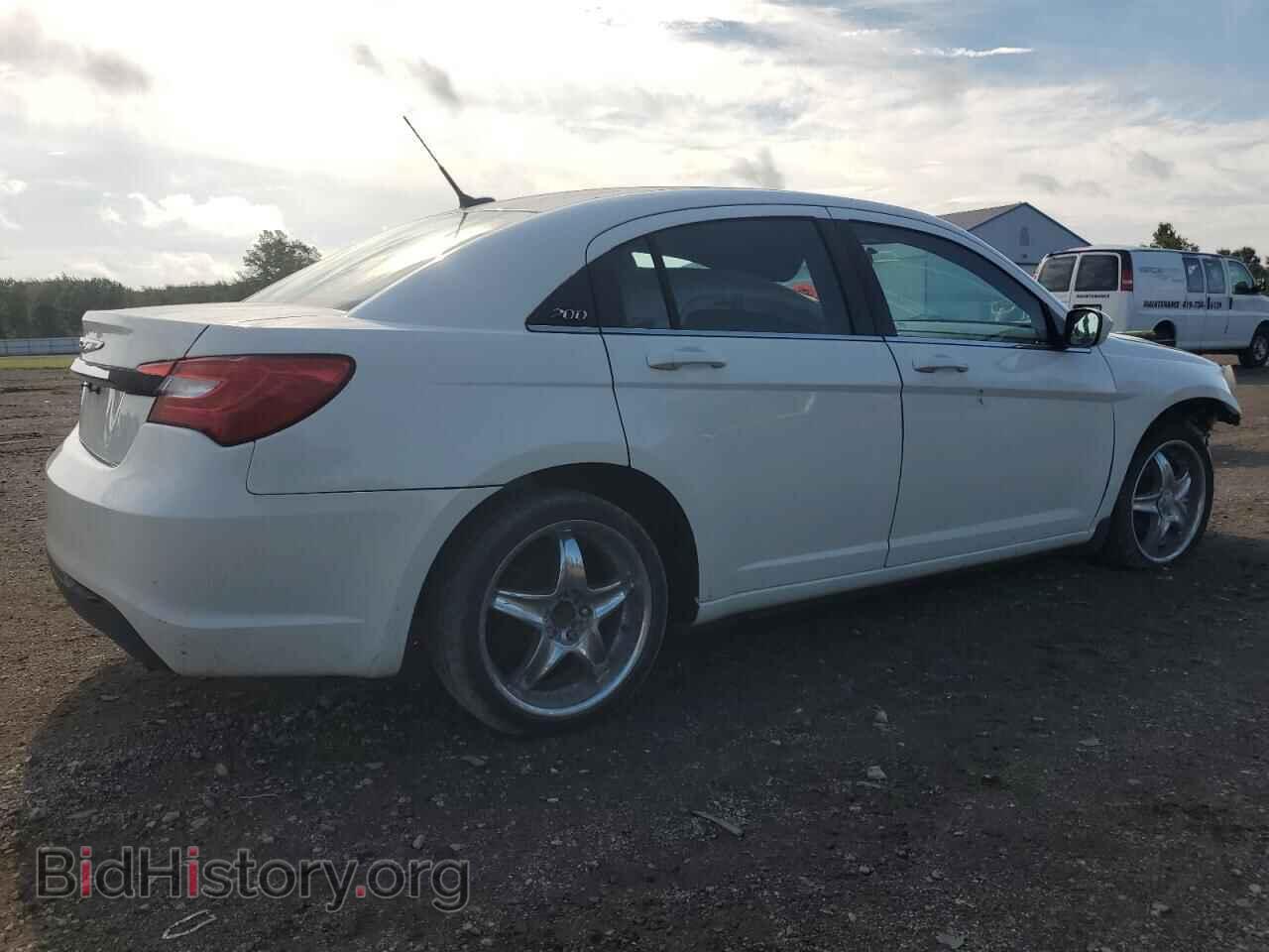 2011 CHRYSLER 200 - VIN: 1C3BC1FB3BN522176 - Фото 3