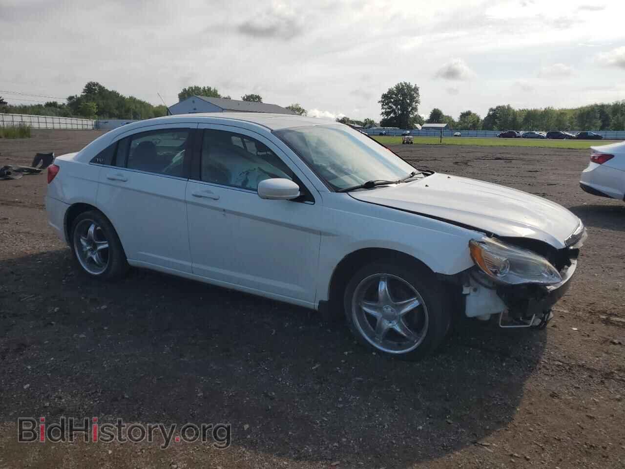 2011 CHRYSLER 200 - VIN: 1C3BC1FB3BN522176 - Фото 4
