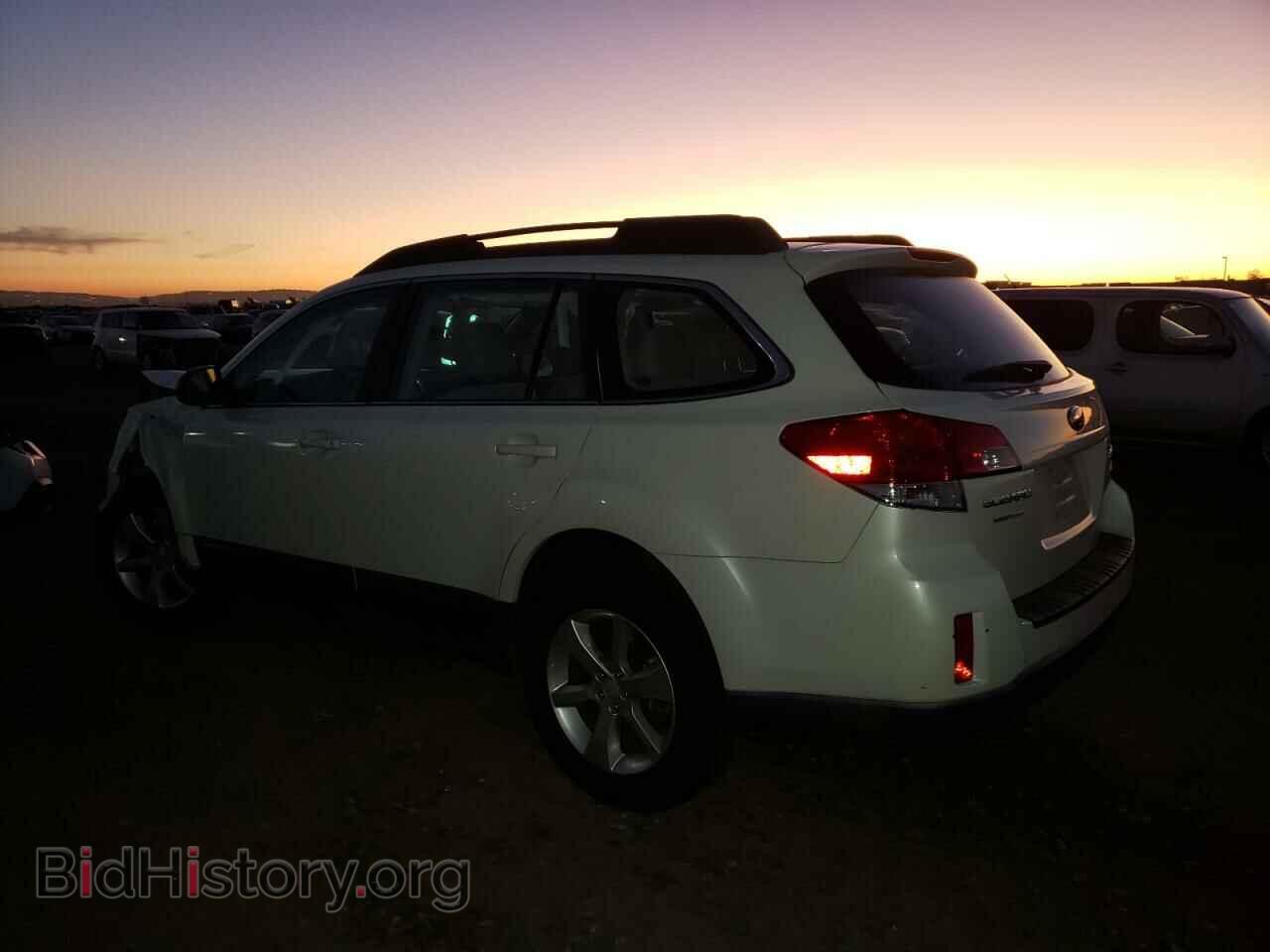 2014 SUBARU OUTBACK - VIN: 4S4BRBAC4E3214283 - Photo 2