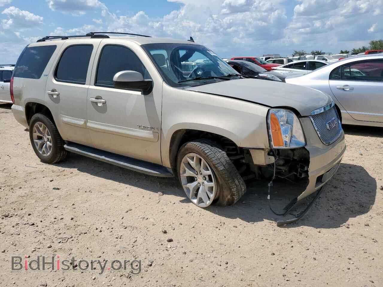 2007 GMC YUKON - VIN: 1GKFC13047R231772 - Фото 4