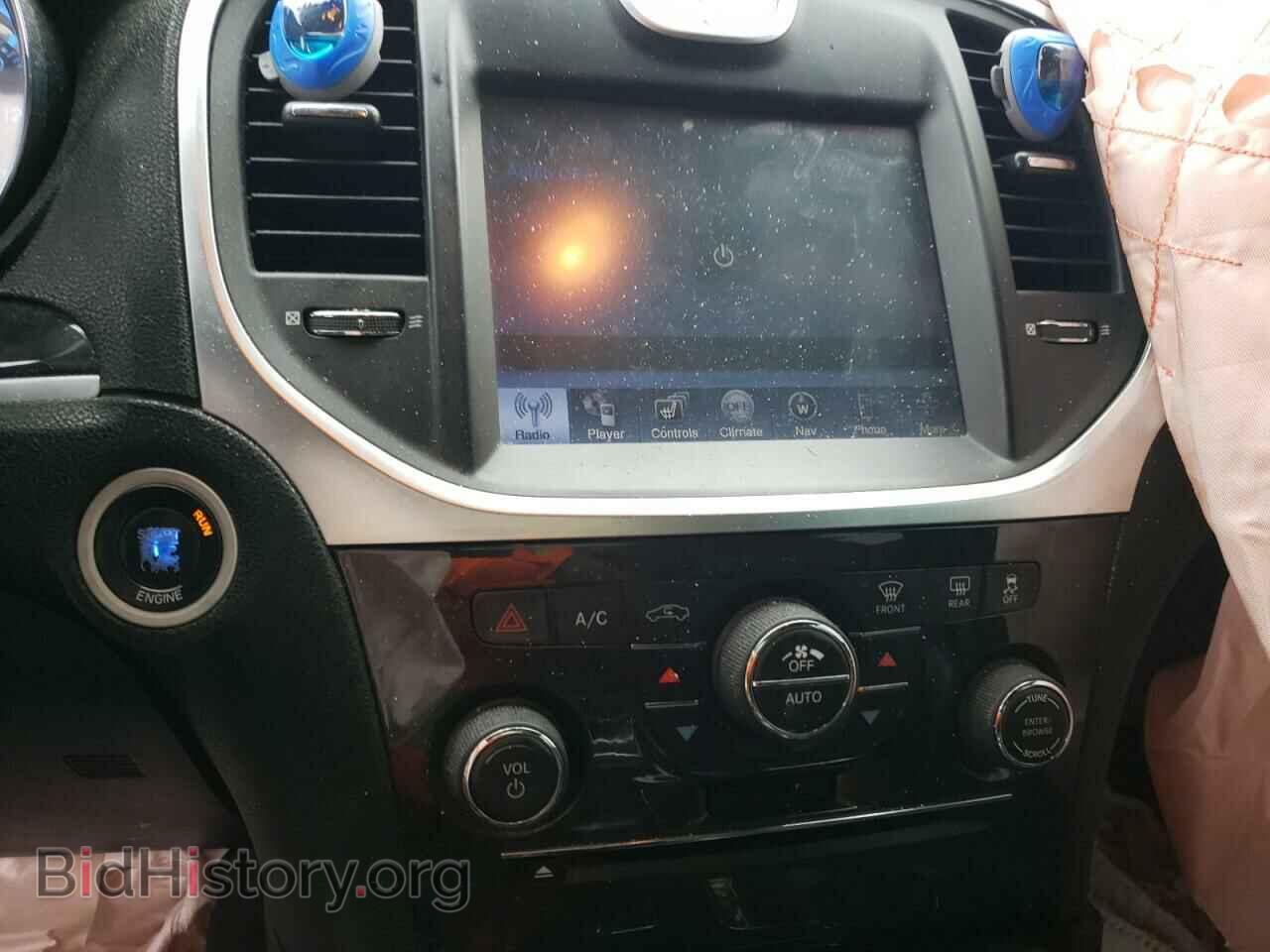 2011 CHRYSLER 300 - VIN: 2C3CA5CG8BH522202 - Фото 9