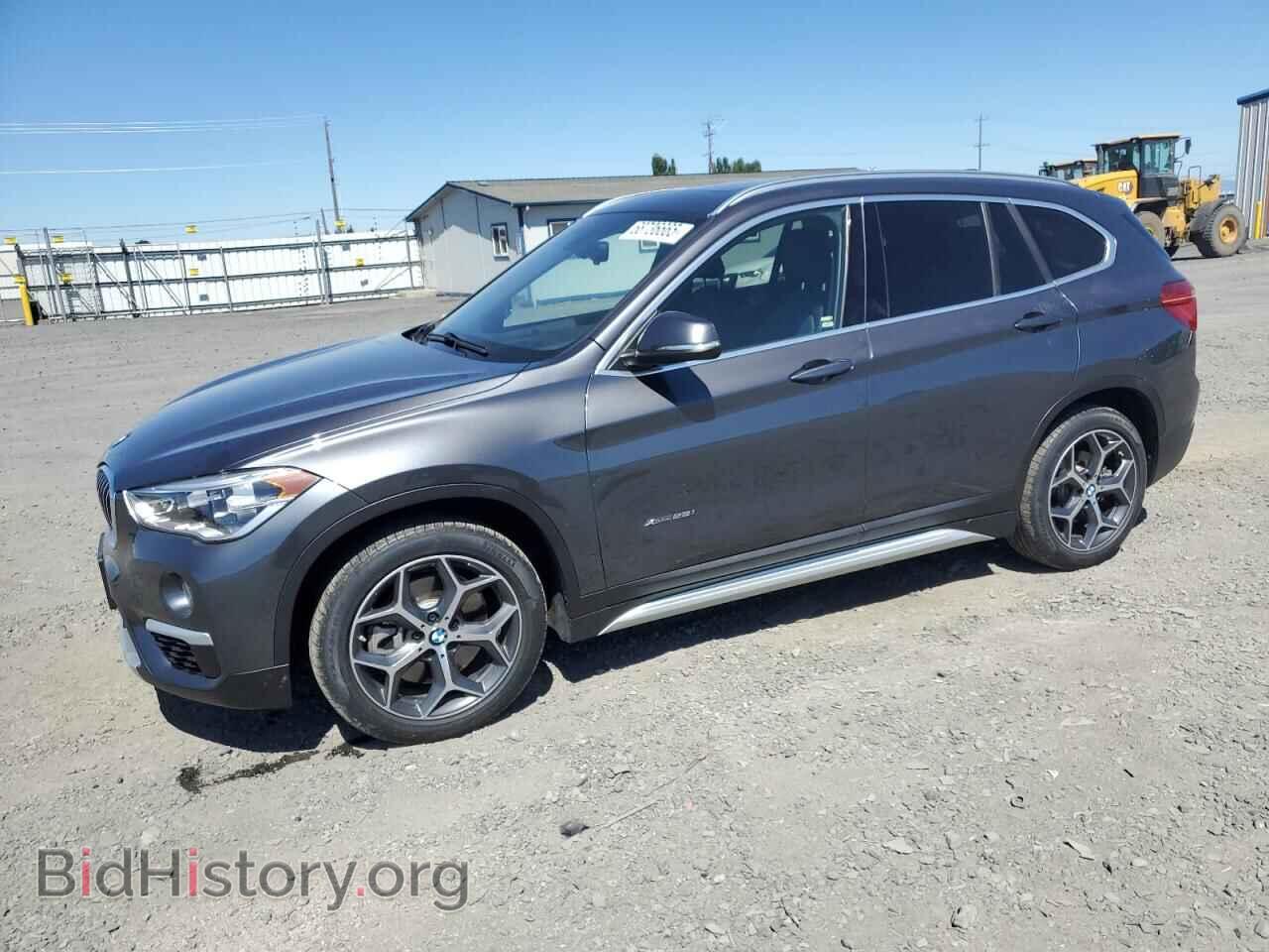 Photo WBXHT3Z3XH4A56563 - BMW X1 2017