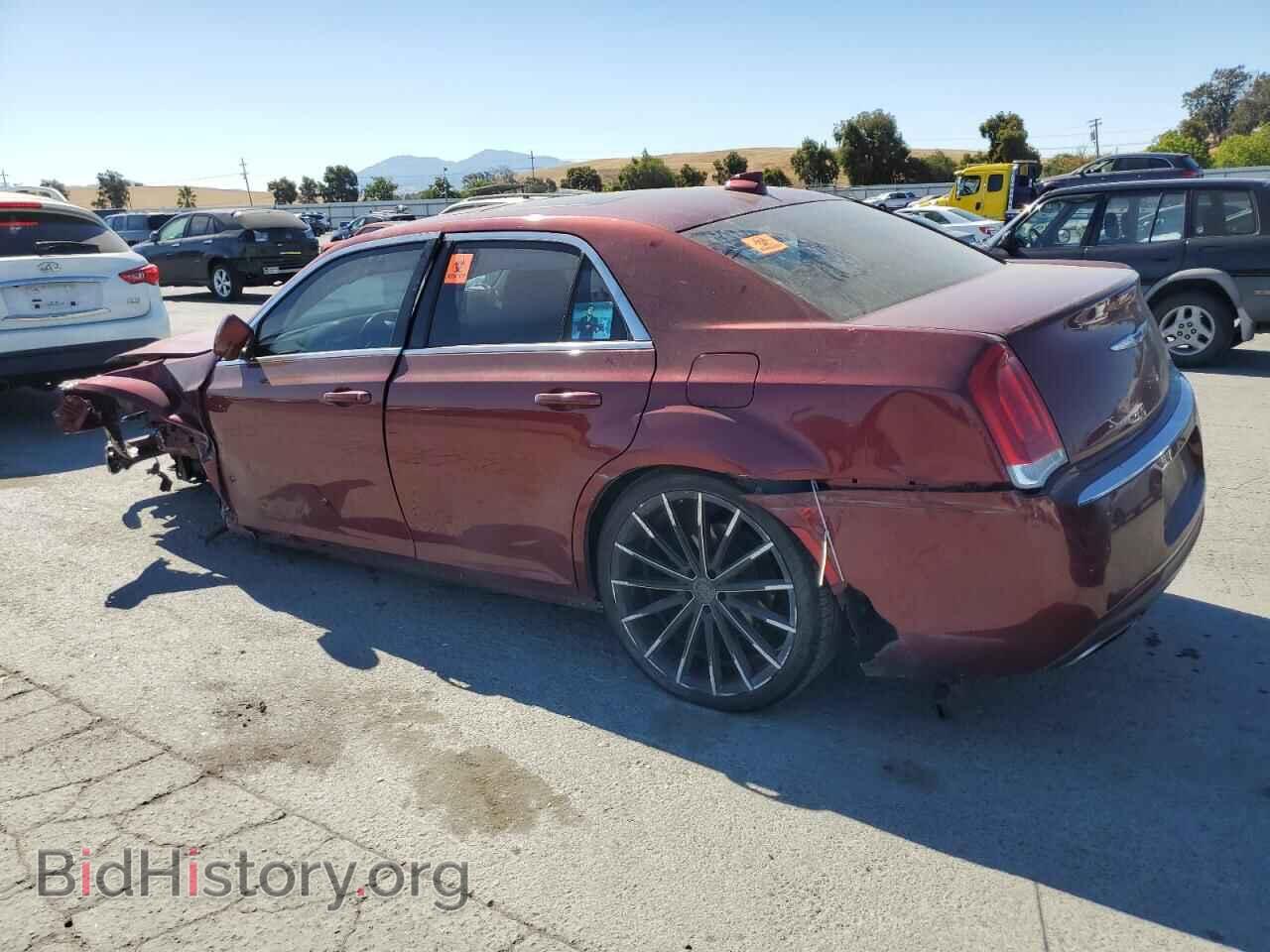 2016 CHRYSLER 300 - VIN: 2C3CCAAG5GH260569 - Фото 2