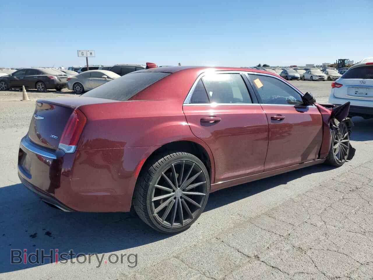 2016 CHRYSLER 300 - VIN: 2C3CCAAG5GH260569 - Фото 3