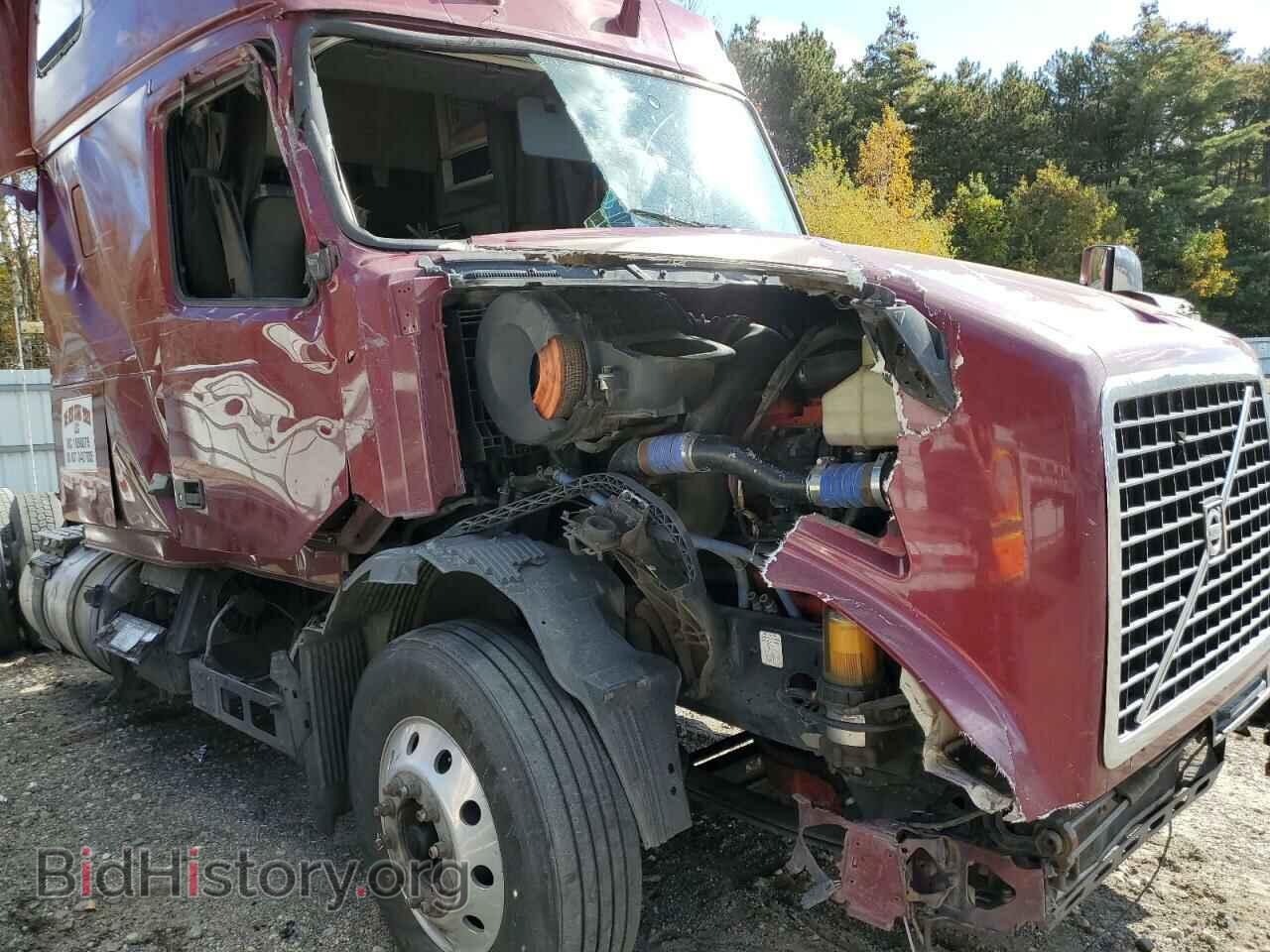 2015 VOLVO VN - VIN: 4V4NC9TH3FN908333 - Фото 9