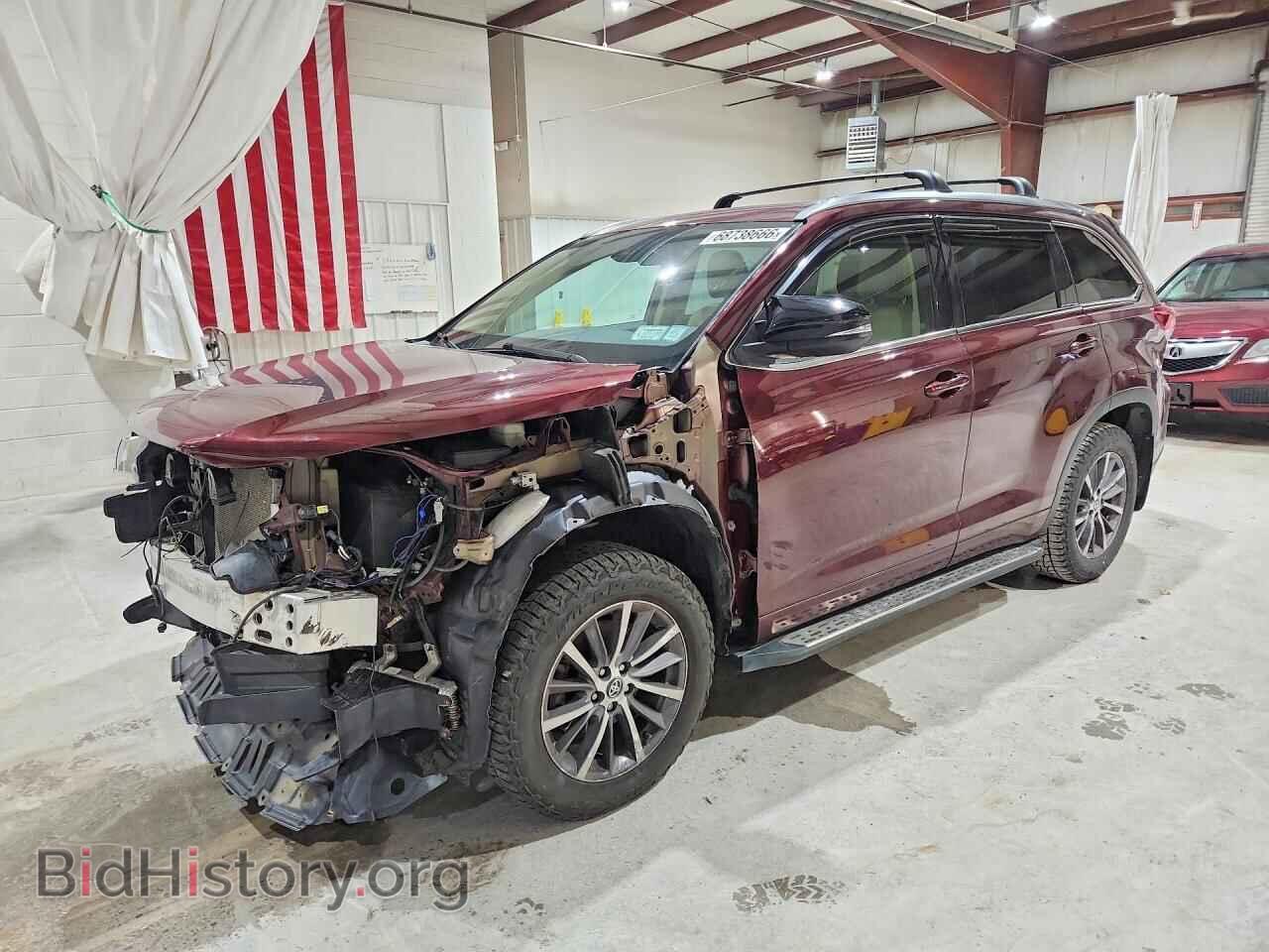 Фотография 5TDJZRFH6JS812123 - TOYOTA HIGHLANDER 2018