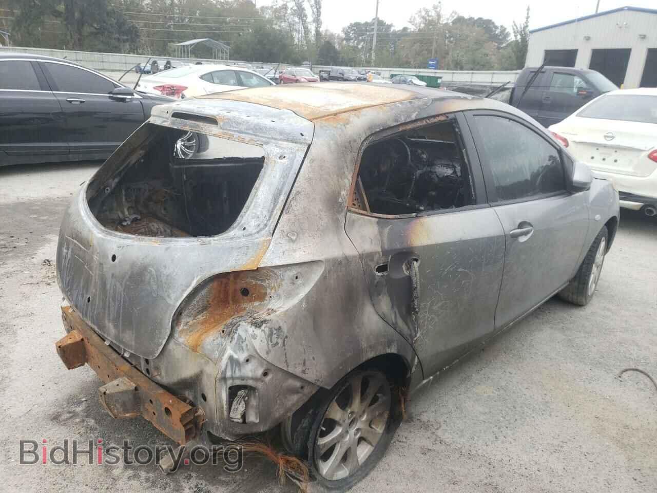 2011 MAZDA 2 - VIN: JM1DE1HZ4B0108006 - Photo 4