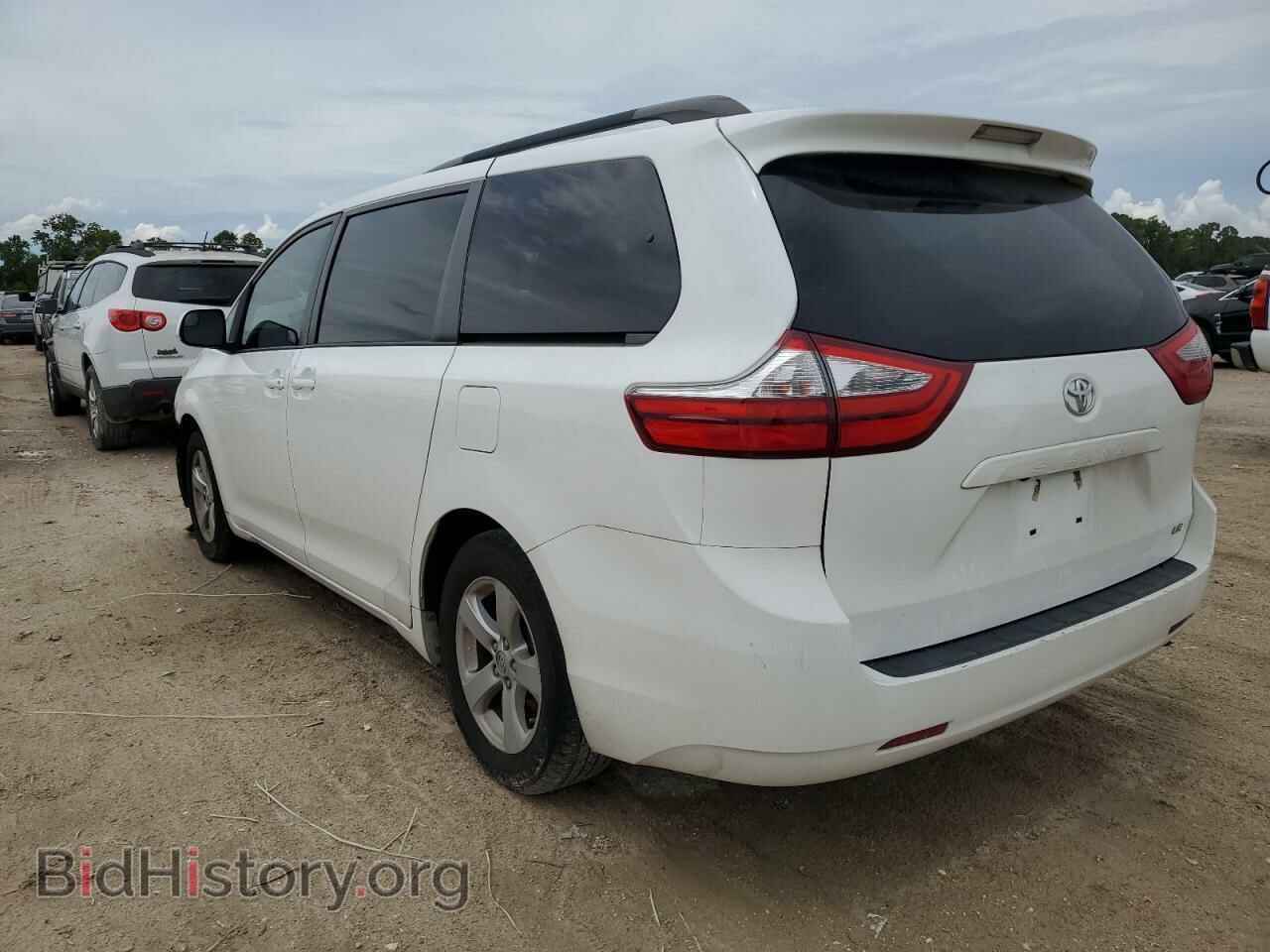 2017 TOYOTA All Models - VIN: 5TDKZ3DC5HS848629 - Фото 2