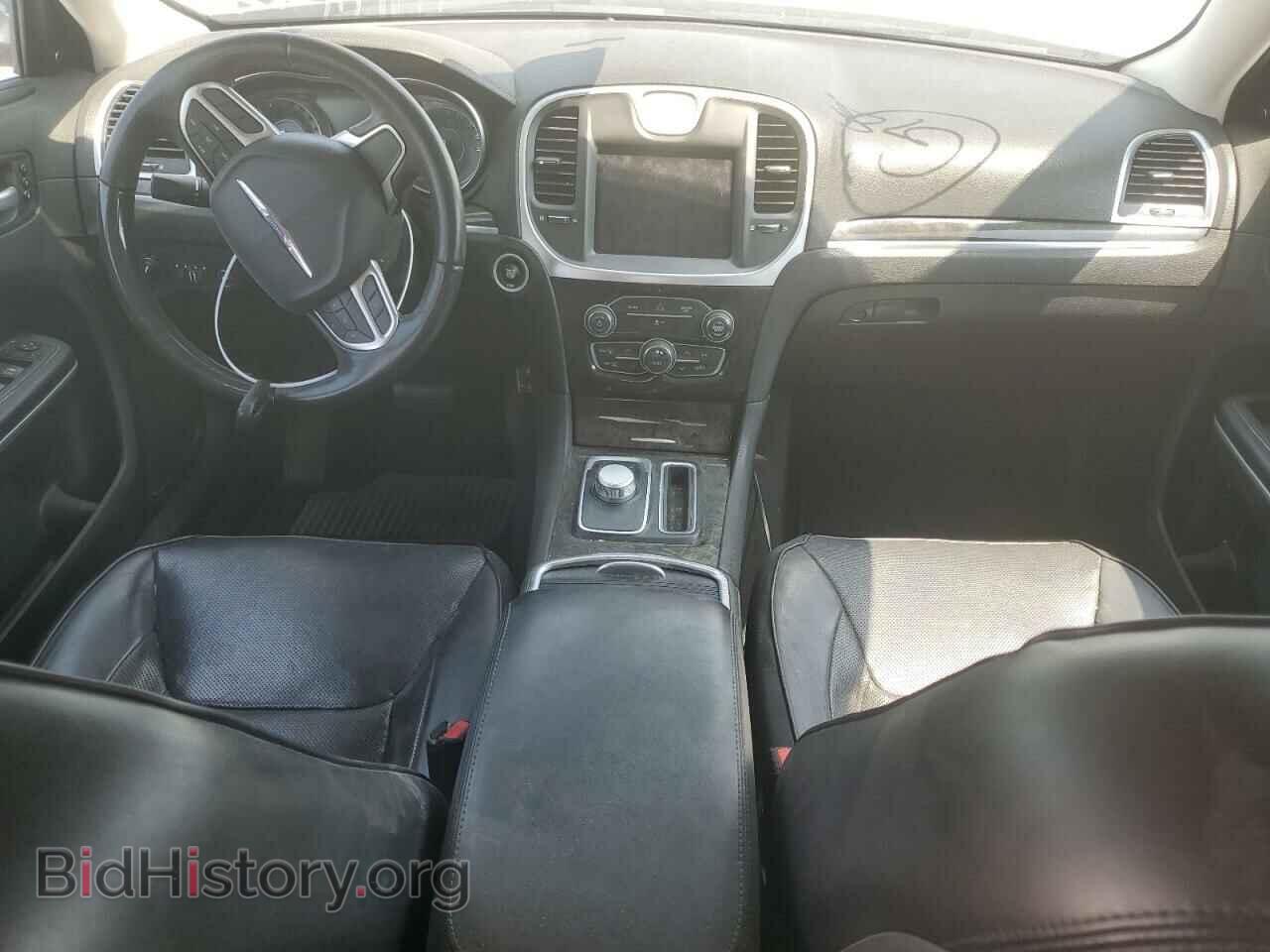 2019 CHRYSLER 300 - VIN: 2C3CCAEG5KH634200 - Фото 8