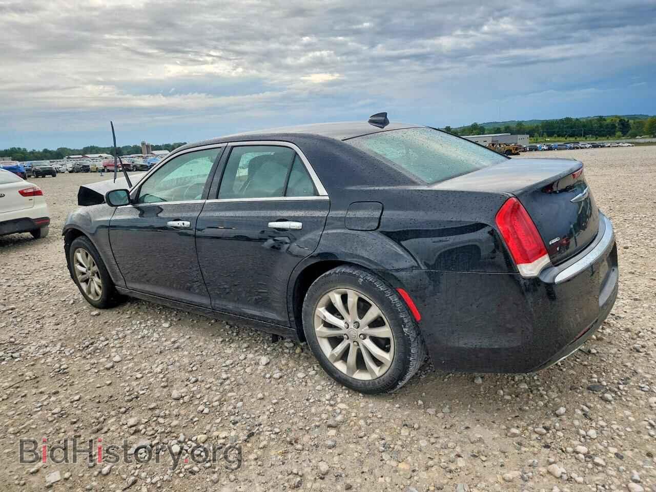 2016 CHRYSLER 300 - VIN: 2C3CCARG9GH308174 - Photo 2