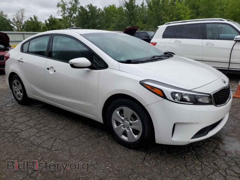 2017 Kia FORTE (VIN 3KPFL4A78HE014686) — photo 4 of 12