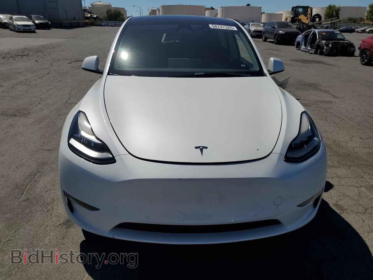 2022 TESLA MODEL Y - VIN: 7SAYGDEE3NF363267 - Фото 5