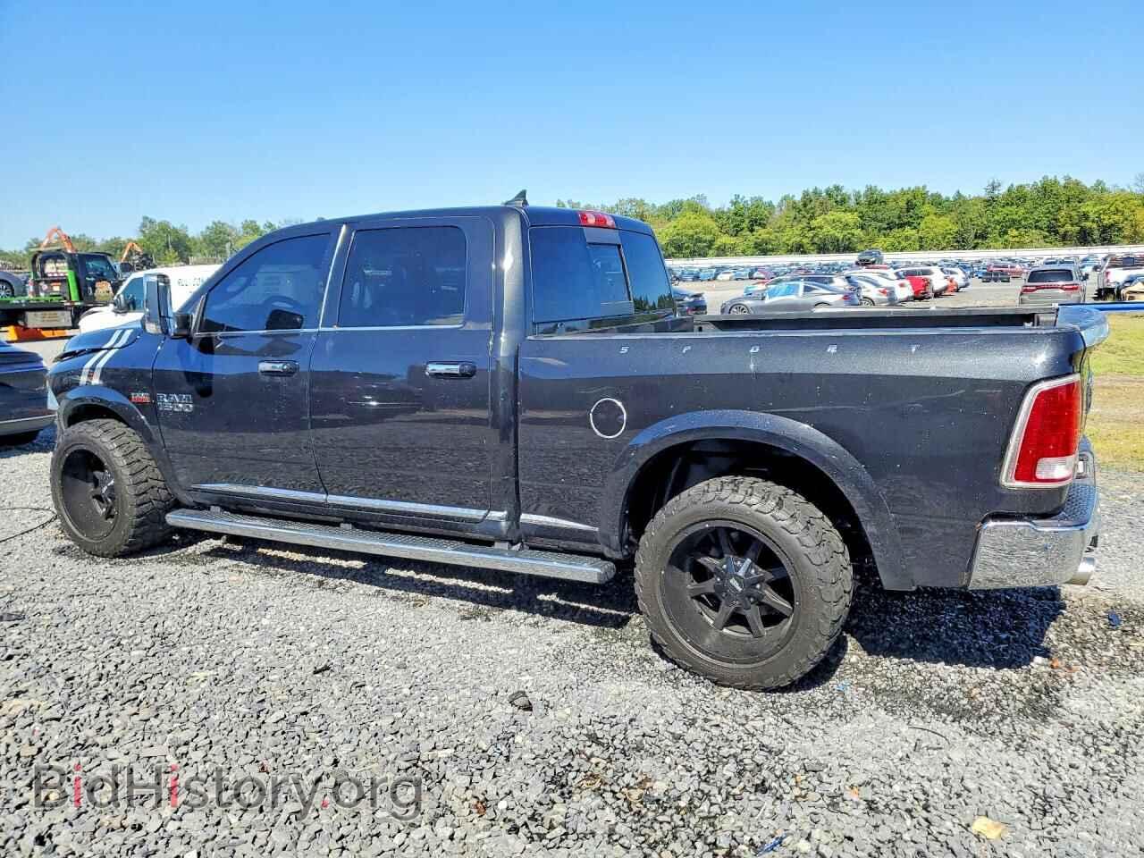 2017 RAM 1500 - VIN: 1C6RR7WTXHS782421 - Фото 2