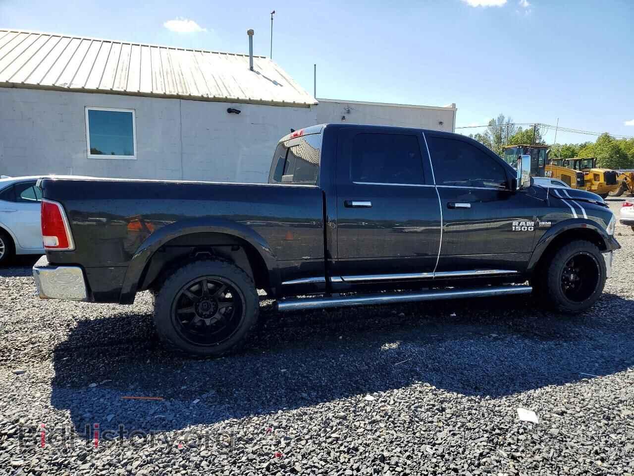 2017 RAM 1500 - VIN: 1C6RR7WTXHS782421 - Фото 3
