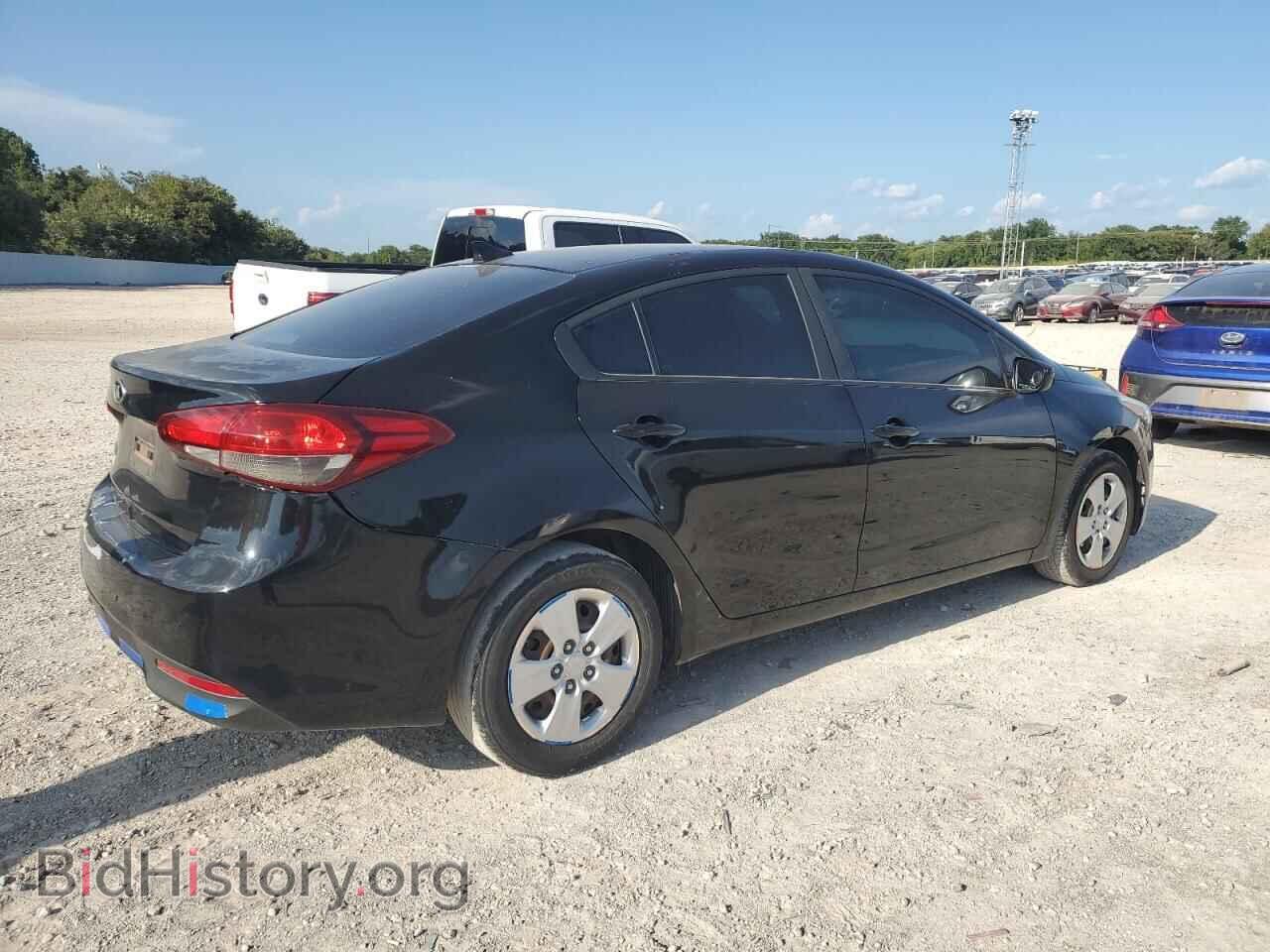2017 KIA FORTE - VIN: 3KPFK4A75HE136411 - Фото 3