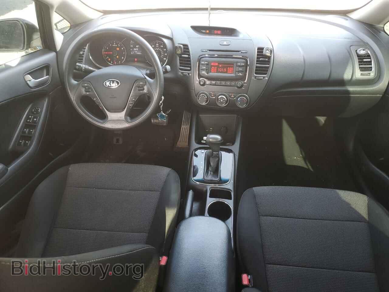 2017 KIA FORTE - VIN: 3KPFK4A75HE136411 - Фото 8