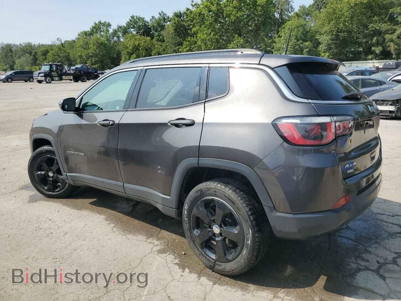 2018 JEEP COMPASS - VIN: 3C4NJDBB9JT168281 - Photo 2