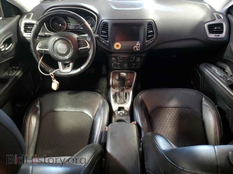 2017 Jeep COMPASS (VIN 3C4NJDBB0HT692932) — photo 8 of 15