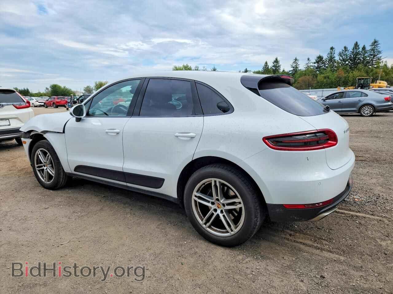 2017 PORSCHE MACAN - VIN: WP1AA2A54HLB07844 - Photo 2