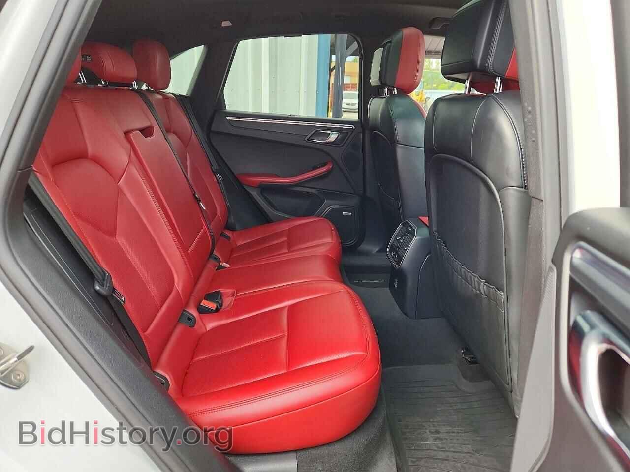 2017 PORSCHE MACAN - VIN: WP1AA2A54HLB07844 - Photo 11