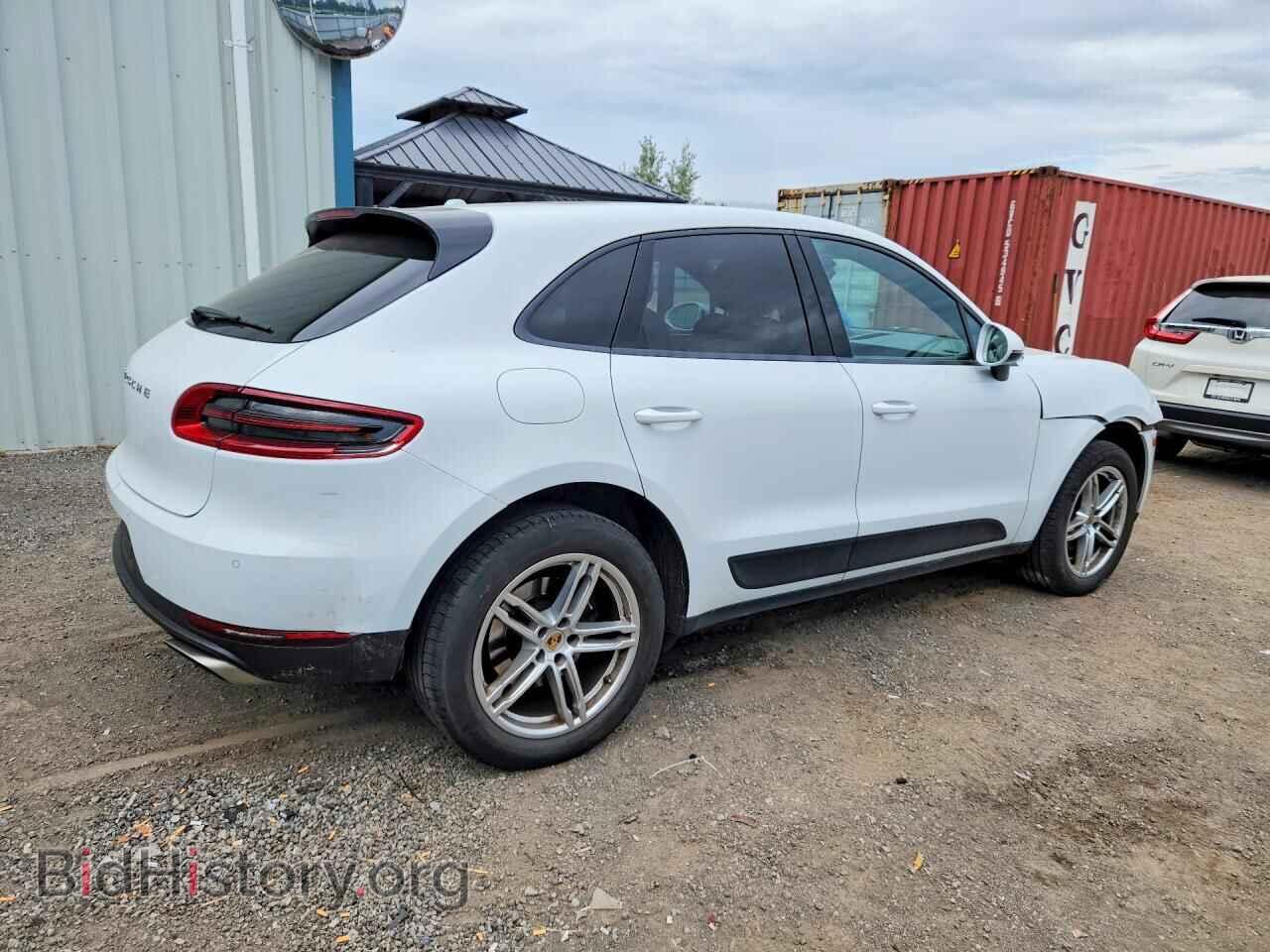 2017 PORSCHE MACAN - VIN: WP1AA2A54HLB07844 - Photo 3