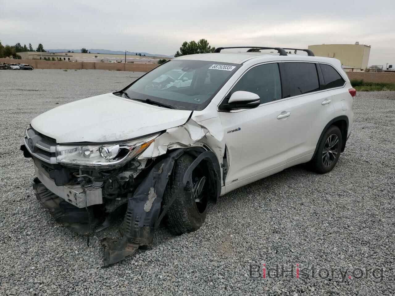 Фотография 5TDBGRFH8HS020902 - TOYOTA HIGHLANDER 2017