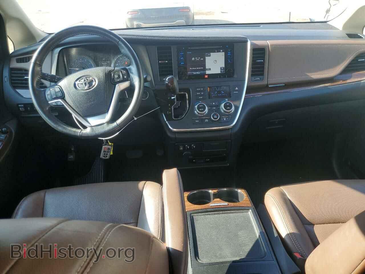 2017 TOYOTA All Models - VIN: 5TDYZ3DC2HS800371 - Фото 8