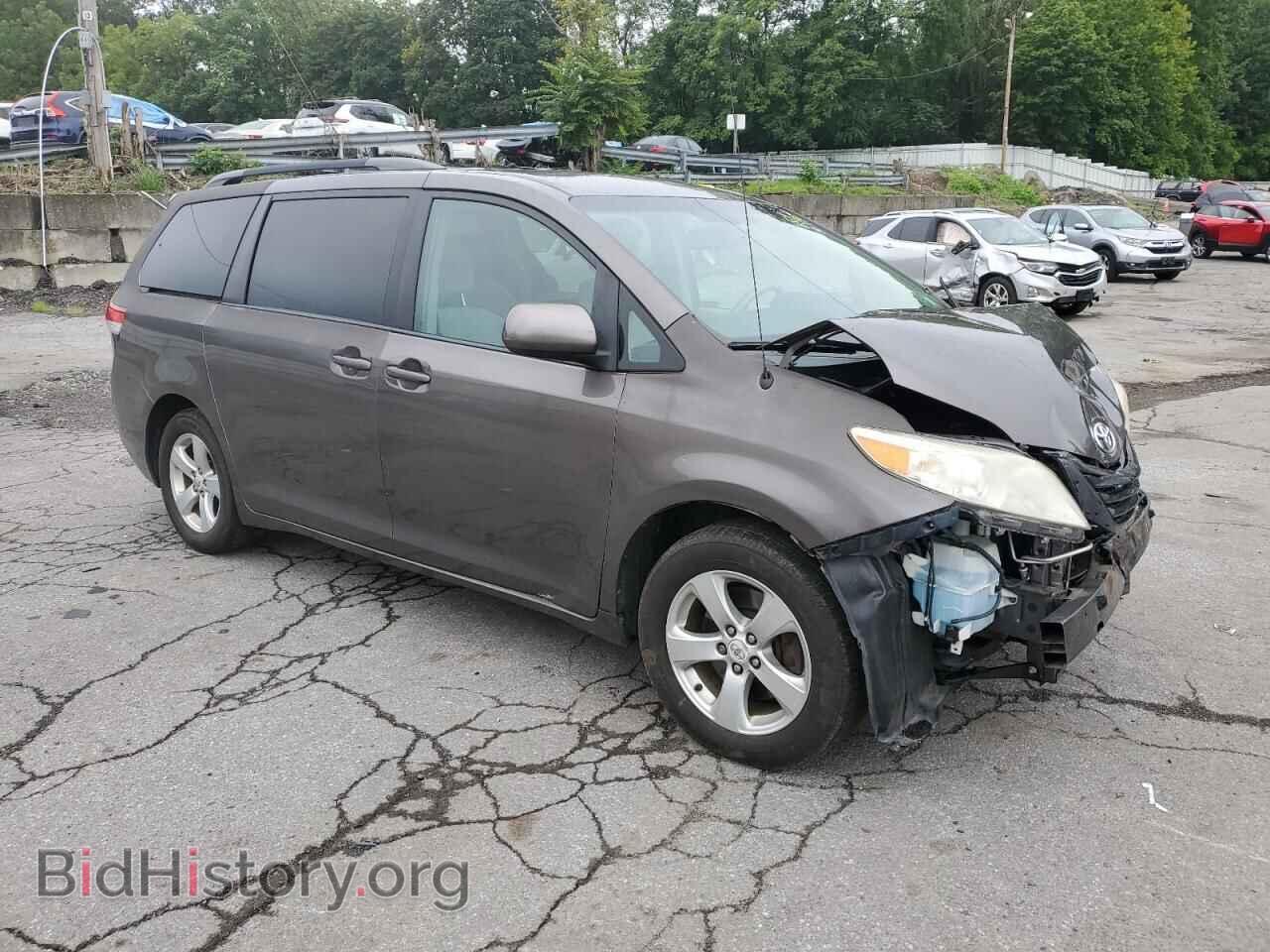 2012 TOYOTA All Models - VIN: 5TDKK3DCXCS238996 - Фото 4