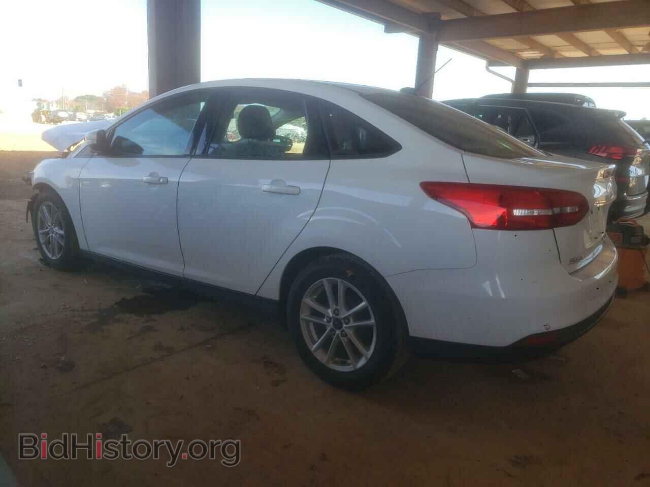 2016 FORD FOCUS - VIN: 1FADP3F27GL403656 - Photo 2