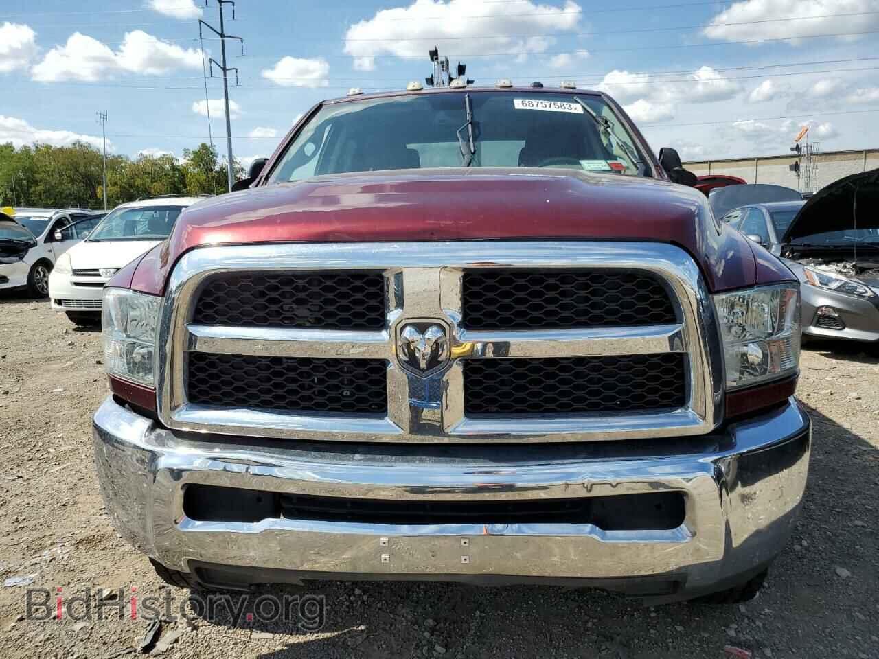 2018 RAM All Models - VIN: 3C6UR5CJ5JG243672 - Photo 5