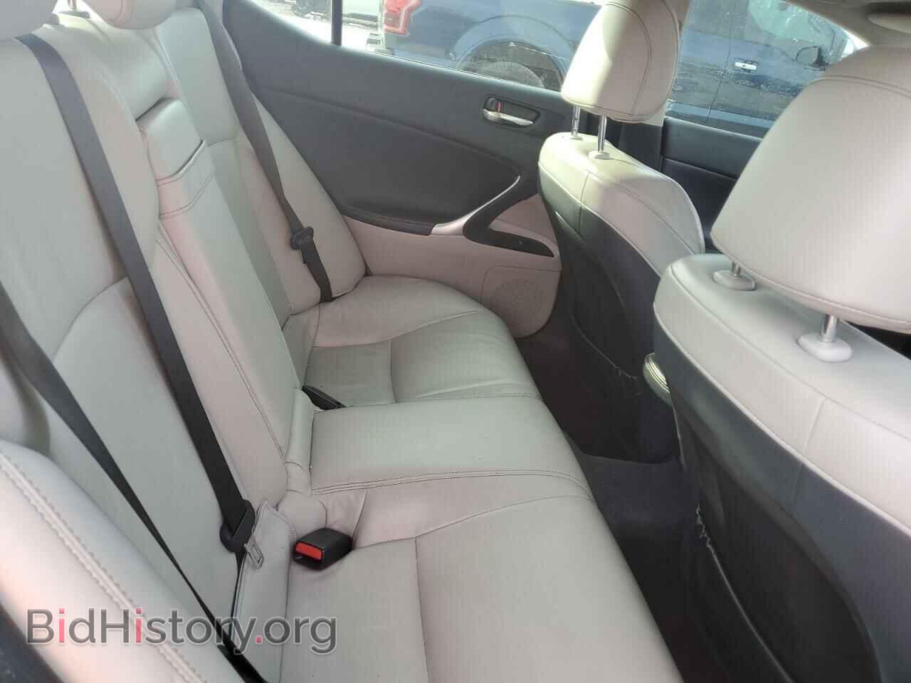 2011 LEXUS IS - VIN: JTHBF5C25B5152507 - Photo 10
