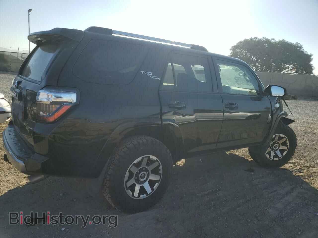 2017 TOYOTA 4RUNNER - VIN: JTEBU5JRXH5450434 - Фото 3