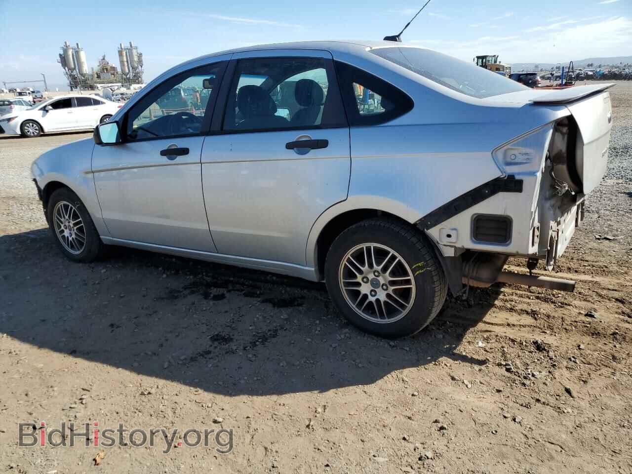 2010 FORD FOCUS - VIN: 1FAHP3FNXAW106818 - Фото 2