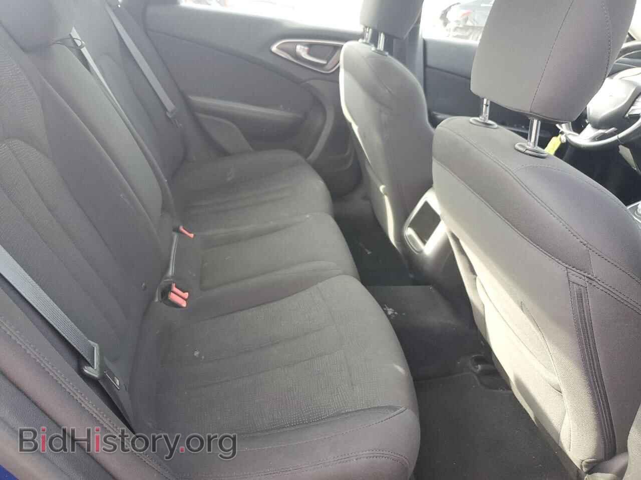 2016 CHRYSLER 200 - VIN: 1C3CCCAB2GN106652 - Фото 10