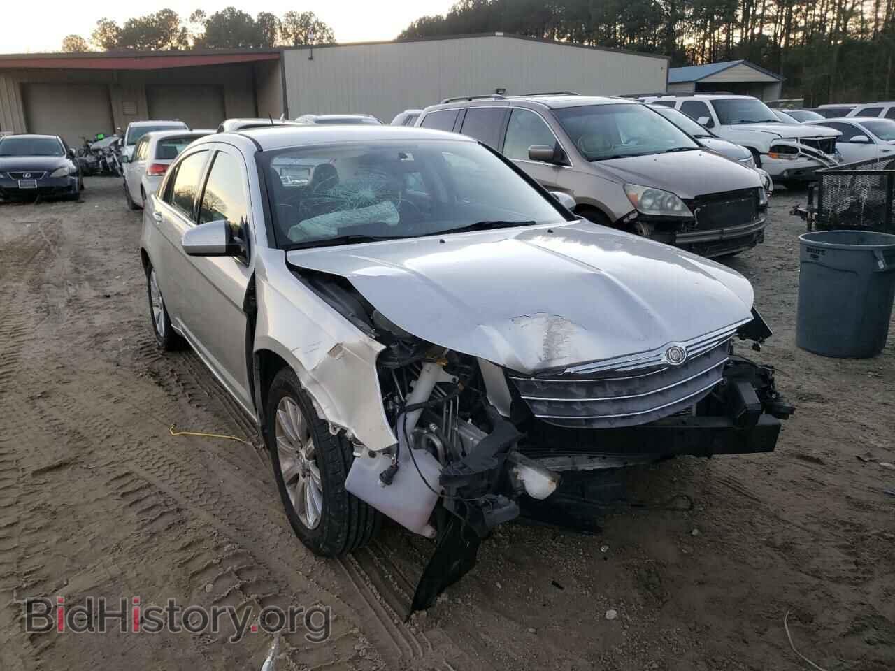 Photo 1C3CC5FB6AN213926 - CHRYSLER SEBRING 2010