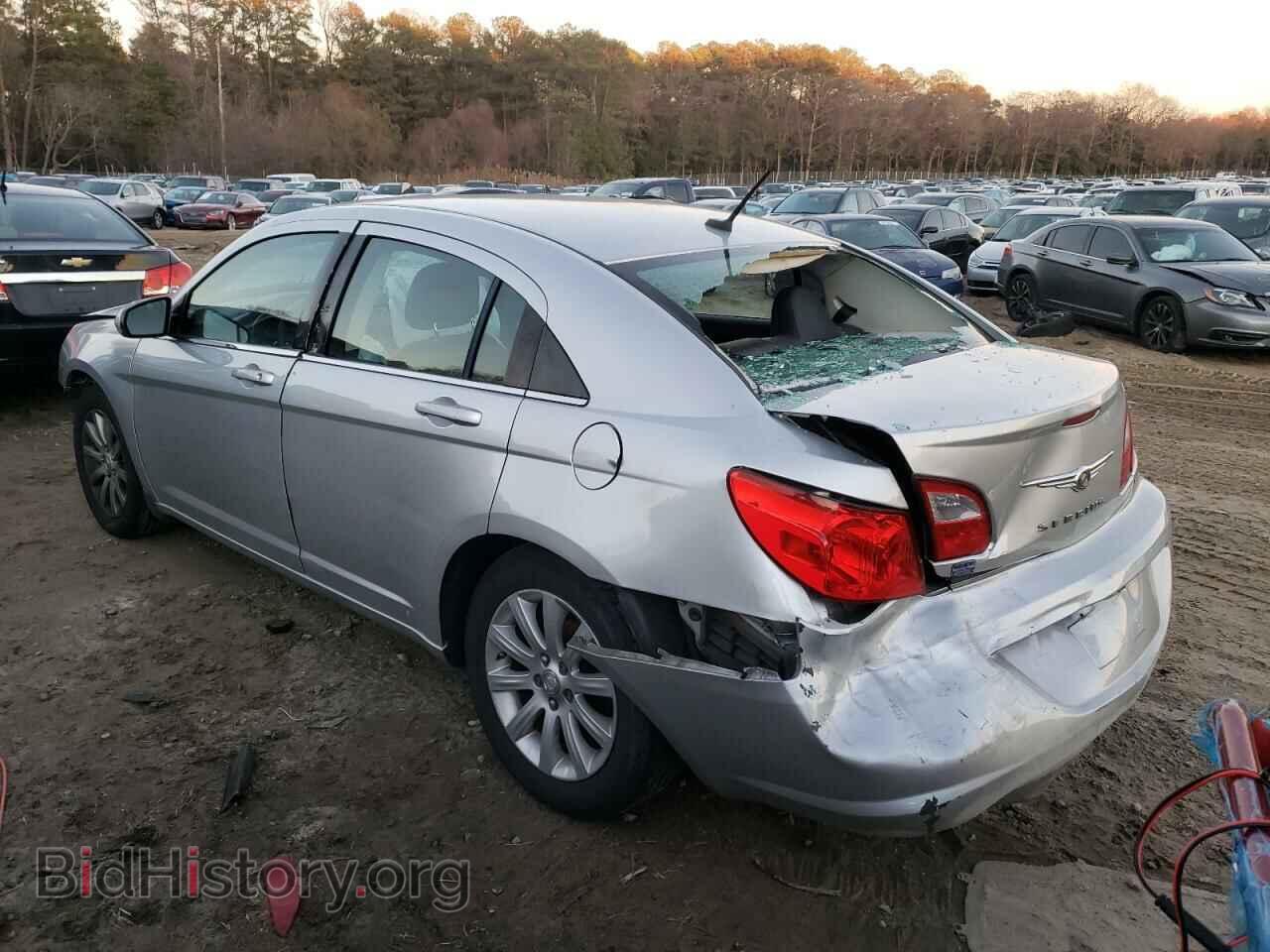 2010 CHRYSLER SEBRING - VIN: 1C3CC5FB6AN213926 - Фото 3