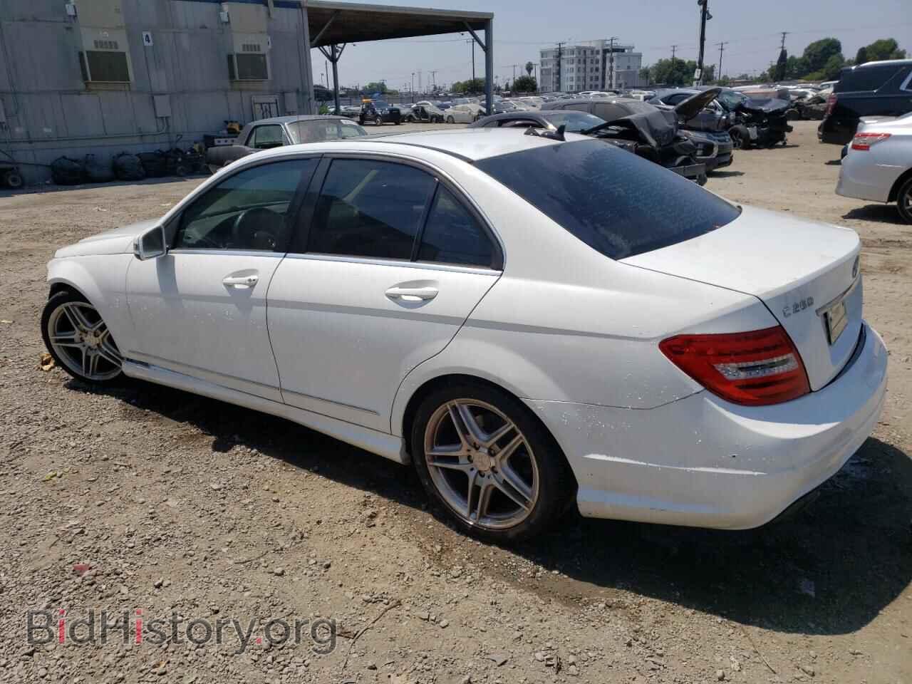 2013 MERCEDES-BENZ C-CLASS - VIN: WDDGF4HB1DA769624 - Фото 2
