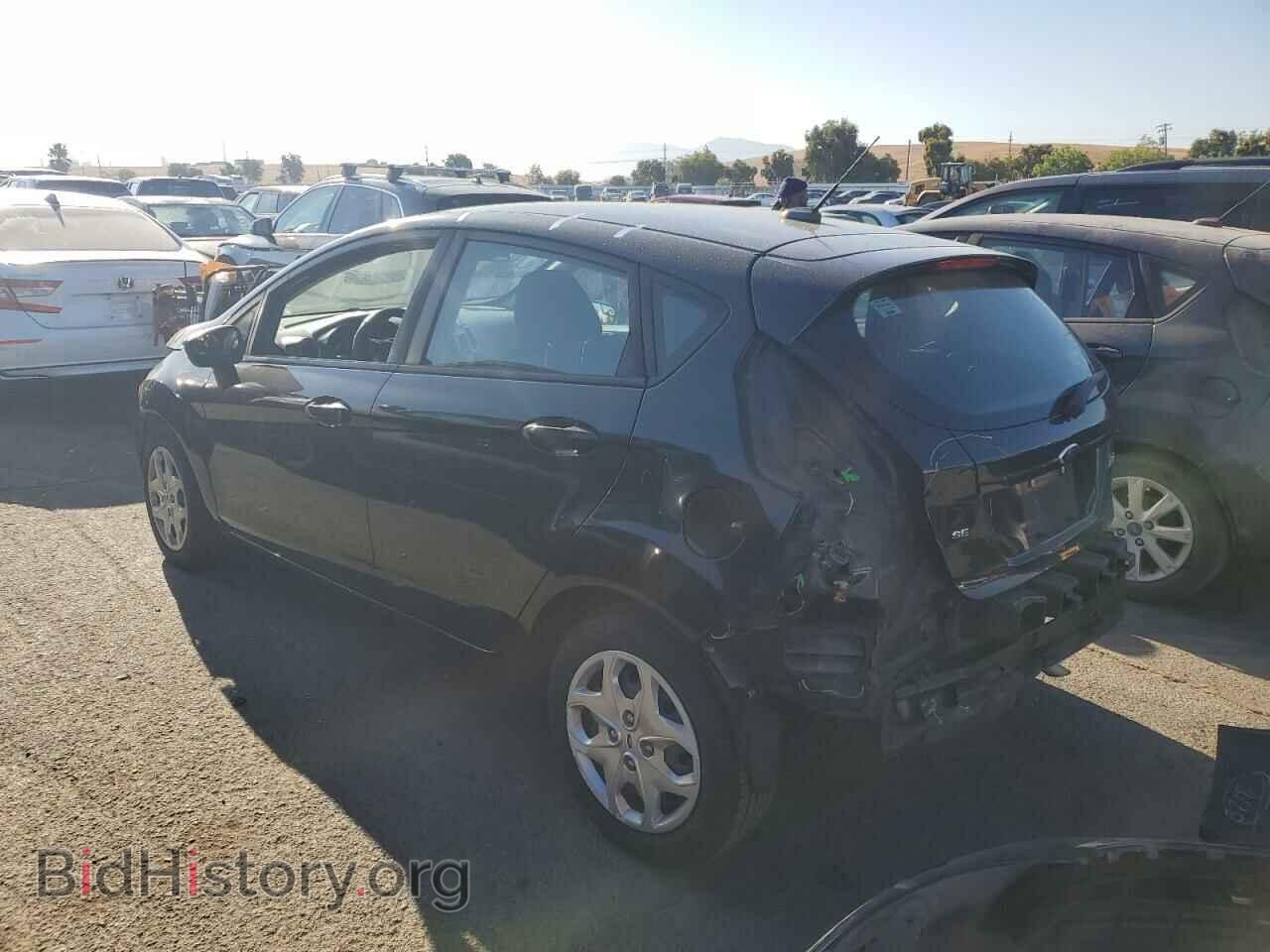 2013 FORD FIESTA - VIN: 3FADP4EJ7DM205586 - Фото 2
