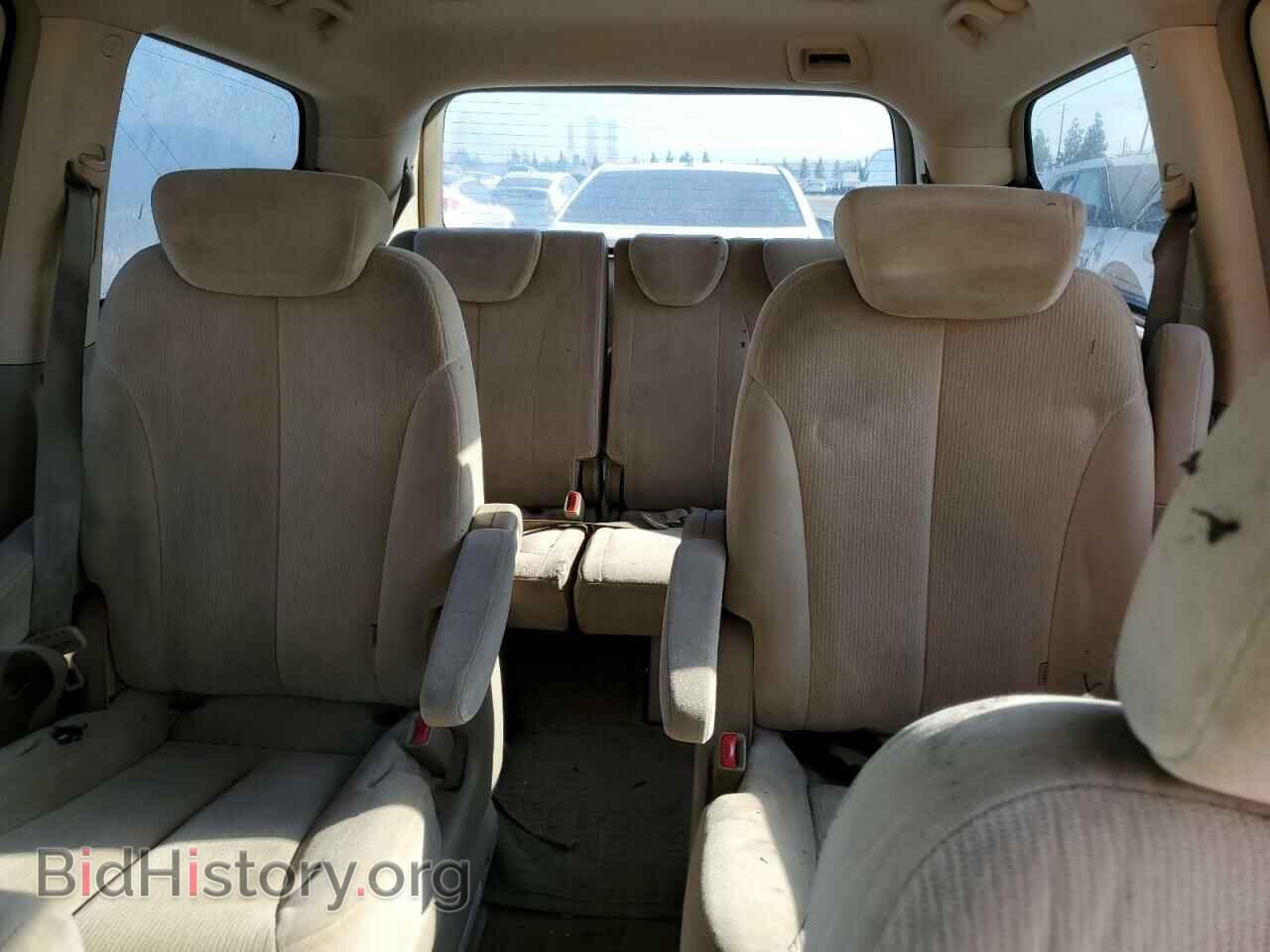2006 KIA All Models - VIN: KNDMB233766023245 - Фото 10