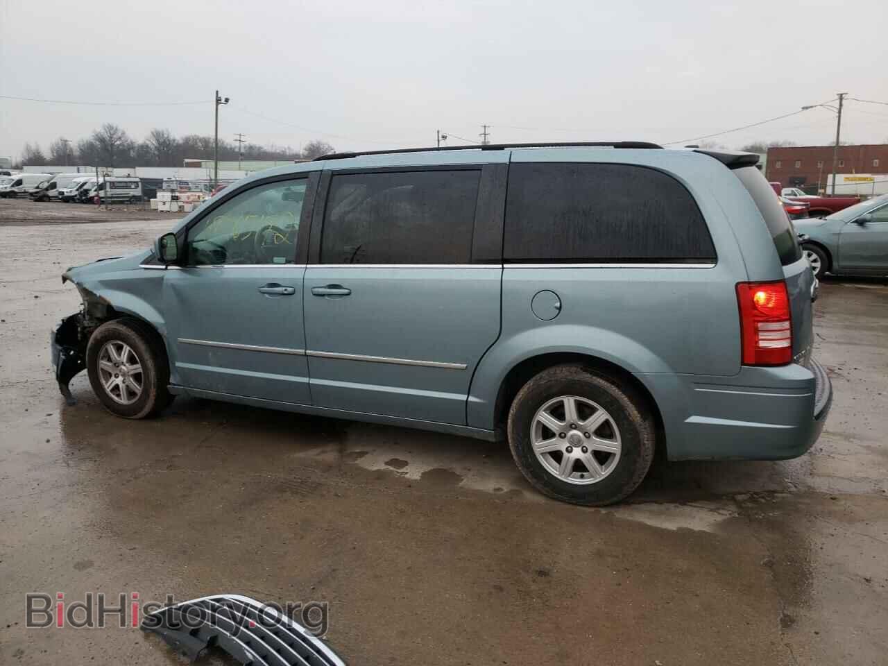 2010 CHRYSLER MINIVAN - VIN: 2A4RR5D11AR278355 - Фото 2