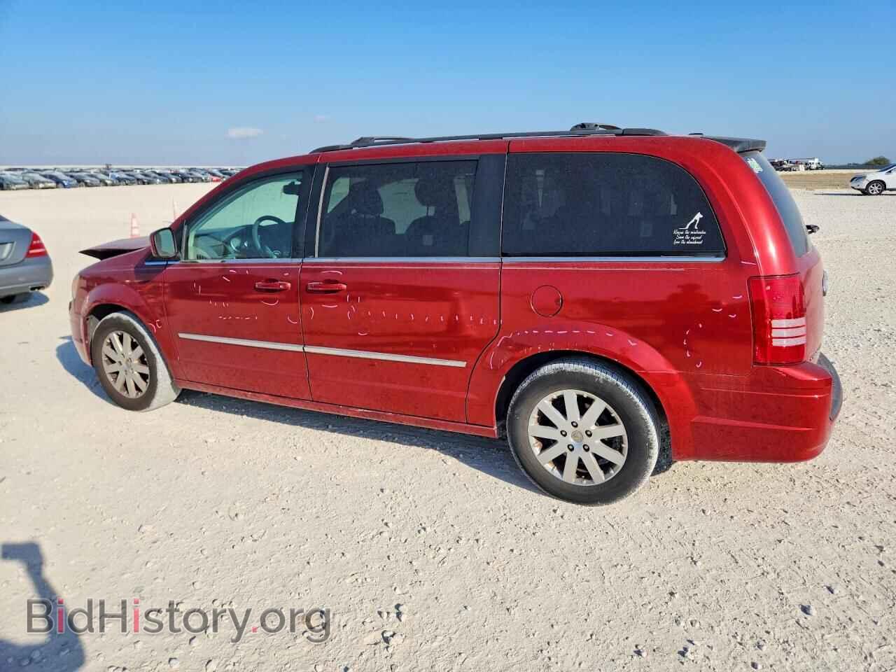 2010 CHRYSLER MINIVAN - VIN: 2A4RR5D10AR134019 - Photo 2