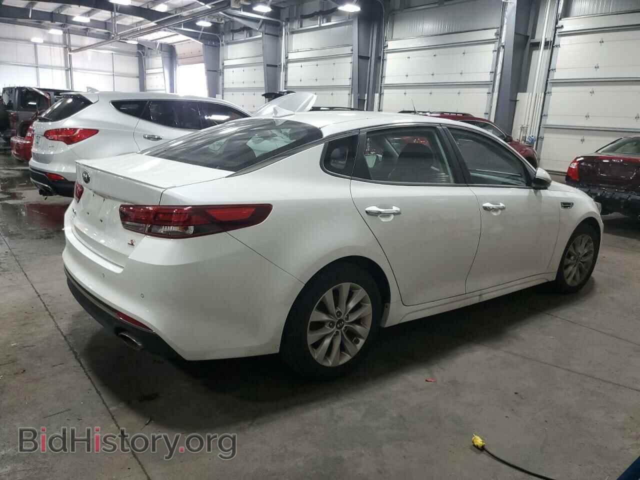 2018 KIA OPTIMA - VIN: 5XXGT4L37JG200067 - Фото 3