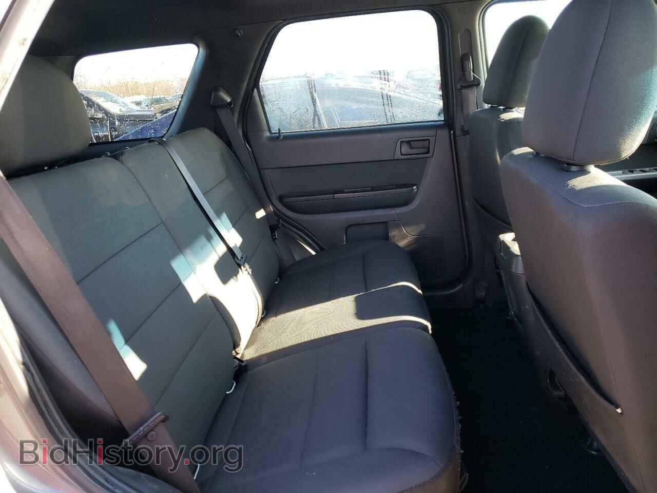 2011 FORD ESCAPE - VIN: 1FMCU0D70BKC16734 - Фото 6