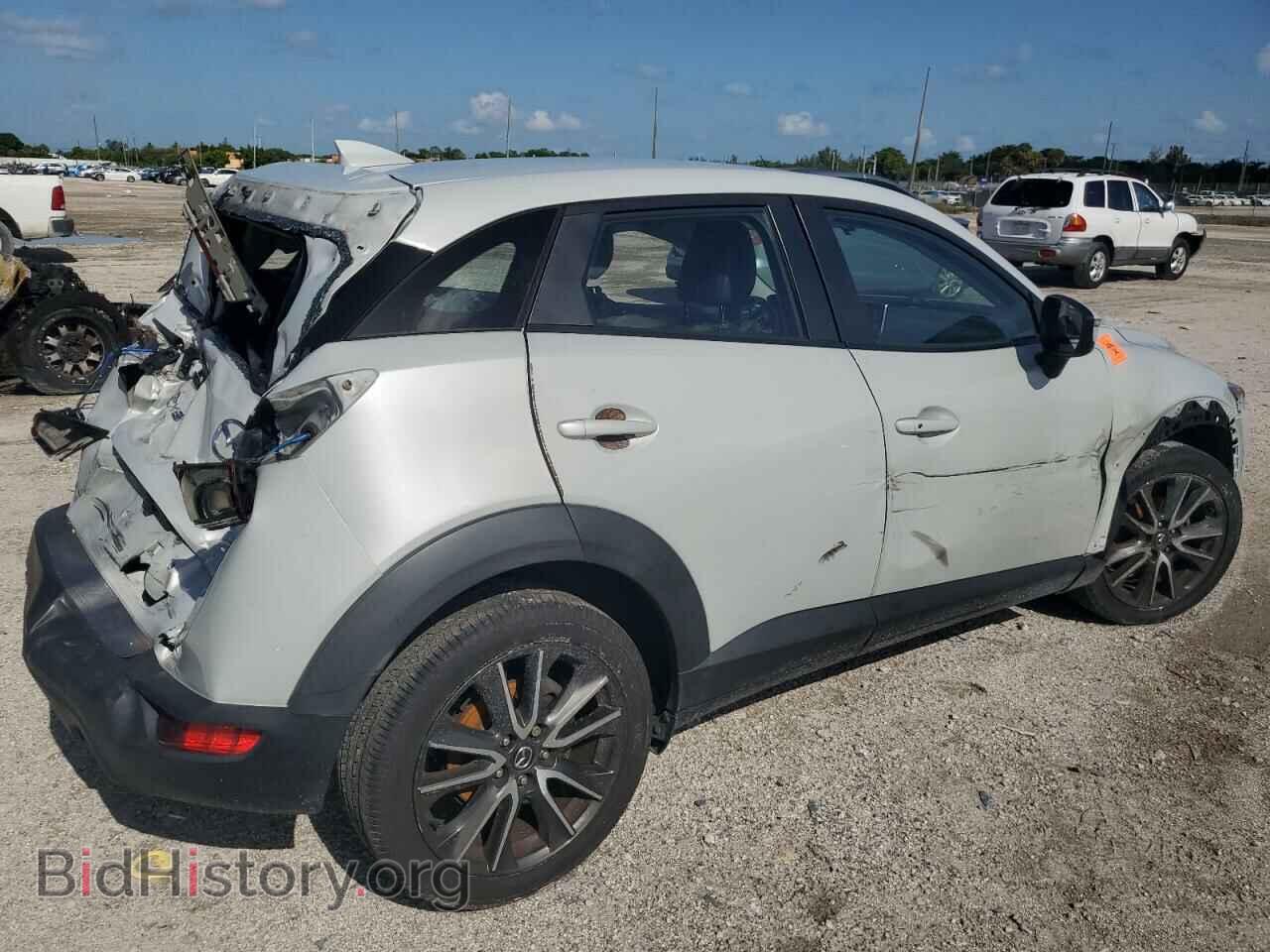 2017 MAZDA CX-3 - VIN: JM1DKDC71H0161139 - Фото 3