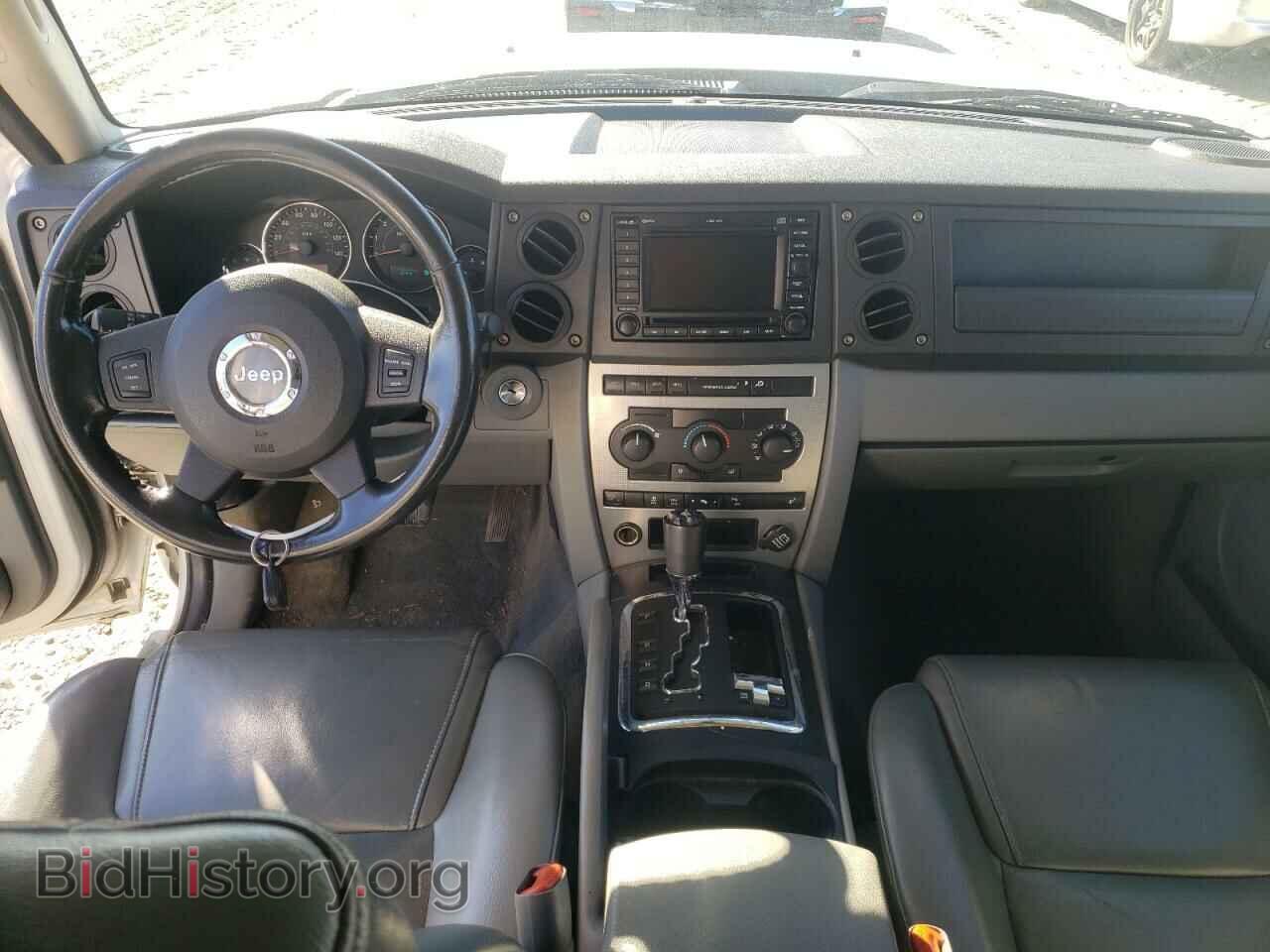 2006 JEEP COMMANDER - VIN: 1J8HG48N16C144792 - Photo 8