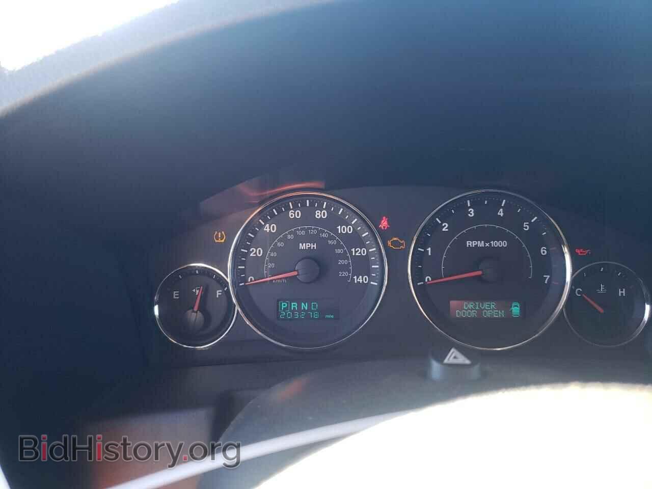 2006 JEEP COMMANDER - VIN: 1J8HG48N16C144792 - Photo 9